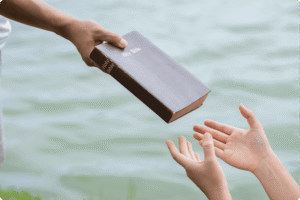 Como evangelizar pessoas de outras religiões?