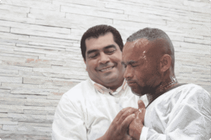 O que é o batismo e por que devo ser batizado?