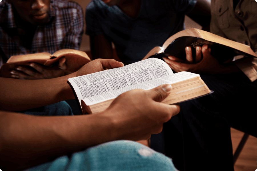 Quais versículos são bons para saudação na igreja?