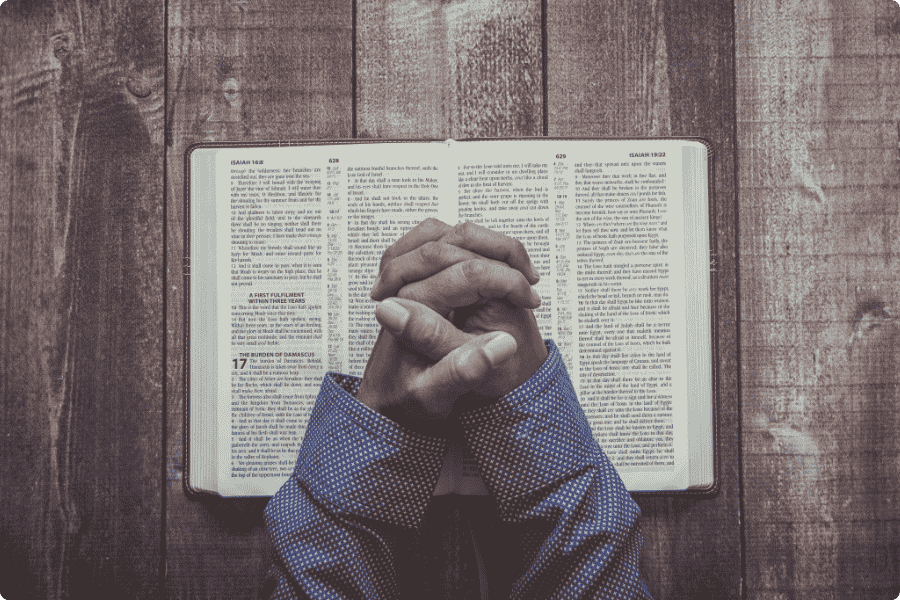 Estudo Bíblico sobre Oração: A Batalha Espiritual Vencida de Joelhos