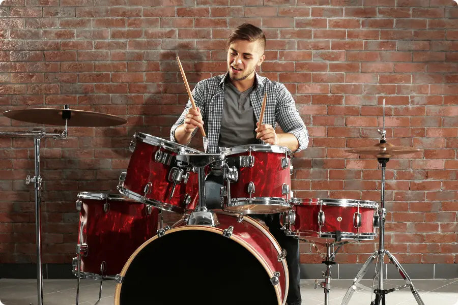 Tocando Bateria